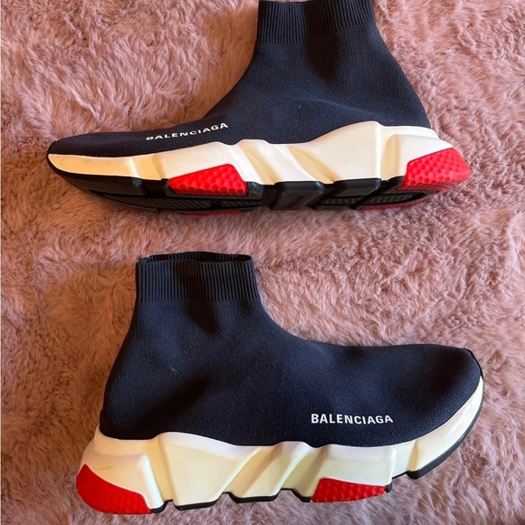Balenciaga Runners - Picture 1 of 8